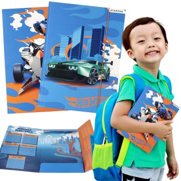 STARPAK Hot Wheels LAMINIRANA šolska mapa A4 z elastičnim trakom za dečka, UČNI PRIPOMOČKI: tablice za množenje STARPAK