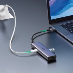 Ugreen 7v1 večfunkcijski USB-C HUB - 2x USB HDMI 4K čitalnik SD in TF kartic USB-C RJ45 1Gbps siv