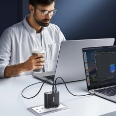 Joyroom GaN 140 W omrežni polnilnik z angleškim vtičem UK 3x USB-C USB-A + kabel USB-C 1,2 m
