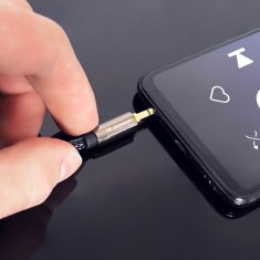 WOZINSKY Univerzalni kabel mini jack AUX 1,5 m črn