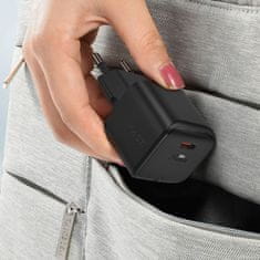 AceFast Mini omrežni polnilnik GaN PD 30 W USB-C črn