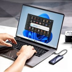 Ugreen Ohišje za disk M.2 NVMe 10 Gbps + kabel USB-C – USB-A / USB-C – USB-C – črno