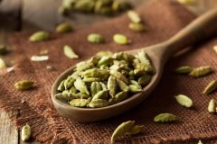 shumee Cela semena kardamoma 50 g - vrhunska začimba, aromatični kuhinjski zaklad