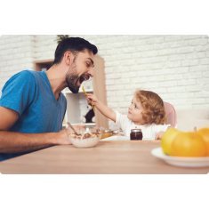 shumee Ricokids Mani roza stolček za hranjenje