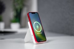 FORCELL Powerbank združljiv z MagSafe Forcell F-Energy MagStand F10K2 QC3.0 PD 5A 20W 10000 mAh bel
