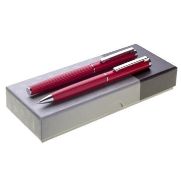 Eleganten darilni set pisal v škatli, junij
