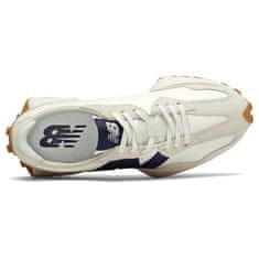 New Balance Čevlji 40.5 EU 327