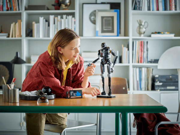  Lego  Vojna zvezd 75434 Varnostni droid K-2SO