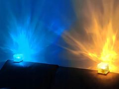 Verkgroup Akrilna aku. LED RGB kristalna svetilka kocka USB + daljinec