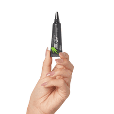 shumee Črno lepilo za umetne trepalnice z alojo Strip Lash Adhesive KISS 7 g tuba