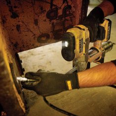 shumee Dewalt DCGG571N AKUMULATORSKA PIŠTOLA ZA MAZANJE 18V 690B