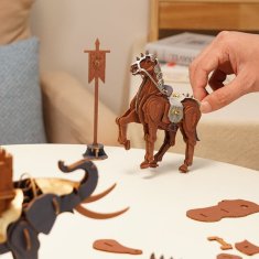 Robotime Lesena sestavljanka Vojni konj