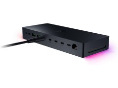 Razer Thunderbolt 5 Dock Chroma priklopna postaja, PD 140 W, SSD reža, 10 v 1 (RC21-02290100-R3EK)