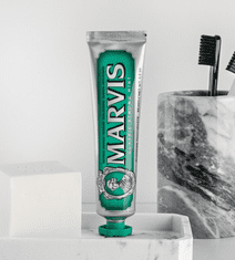 Marvis Klasična močna meta zobna pasta, 85 ml