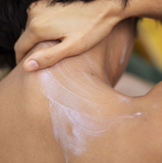 The Body Shop Maslo za telo Mandljevo mleko 200 ml