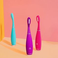 FOREO ISSA 4 Smile sonična zobna ščetka 4v1 (Varianta Enchanted Violet)