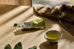 The Body Shop Zaščitna krema za roke iz konoplje 100ml