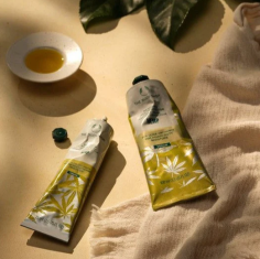 The Body Shop Konopljin piling za roke 75 ml