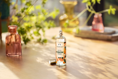 The Body Shop Roza grenivka v razpršilu za telo 100 ml