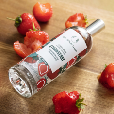 The Body Shop Jagodni sprej za telo 100 ml