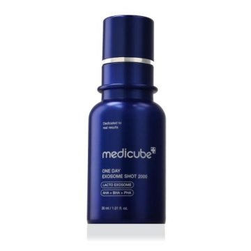 Medicube One Day Exosome Shot 2000 serum za obraz za vse tipe kože unisex