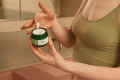 The Body Shop Aloe pomirjujoča nočna krema 50 ml