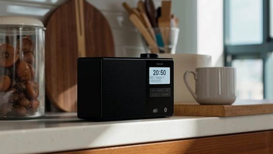 Prenosni radio Philips v delavnici