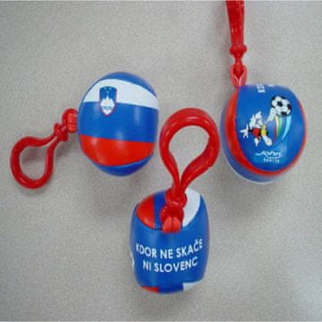 Denis Obesek z žogo Slovenija