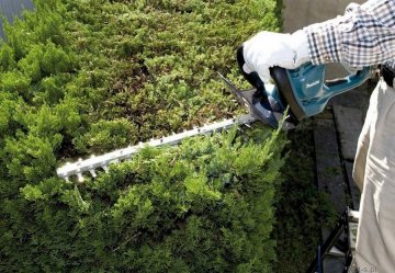 shumee AKUMULATORSKI ŠKROPNIK ZA ŽIVO MEJO 650 MM 2*18V 0*AH LI-LON - M DUH651Z