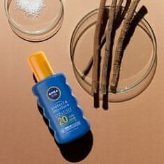 shumee Nivea Protect & Moisture sprej za zaščito pred soncem SPF20