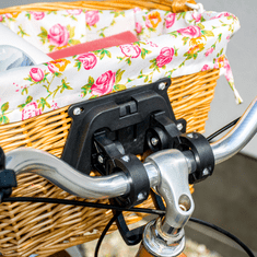 shumee Košara za kolo iz naravnega protja z vložkom za krmilo, cvetličnimi nastavki na klik, vtična