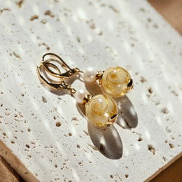 Lampglas Uhani Golden Ball z 24-karatnim zlatom v biserih Lampglas in sladkovodnih biserih ETB2