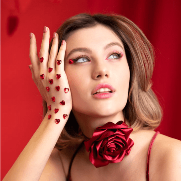 PartyPal Nalepke za Valentinovo z rdečimi rubini in srčki, 30 kosov.