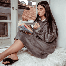 Smania Odeja z rokavi SnugHug (marelice) | Flis odeja | Zimska odeja