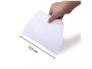 Plastično strgalo 13,5 cm za nanašanje kreme, lopatica, nož, gladilka