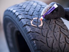 shumee Trdni marker oranžen FLUO za visoke temperature, Sakura