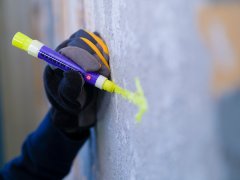 shumee Trdni marker rumen FLUO za visoke temperature, Sakura