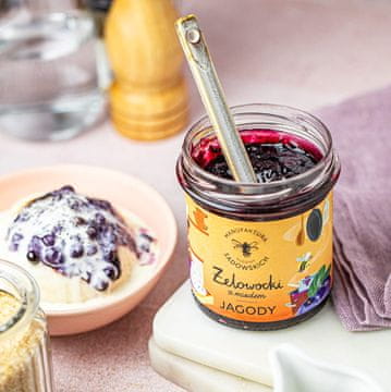 shumee Želowocki z medom in jagodami