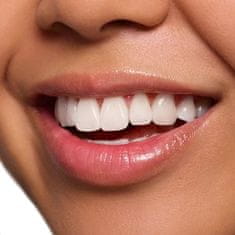 shumee ESSENCE Juicy Bomb balzam za ustnice Glossy Butter 04 Kiwi To My Heart 2,5 g