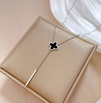 shumee Ženska srebrna ogrlica s črno deteljo