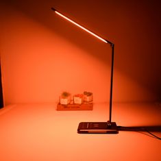 LuDream Focus Charge+ Black LED namizna svetilka brez modre sestavine