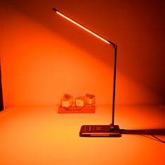 LuDream Focus Charge+ Black LED namizna svetilka brez modre sestavine