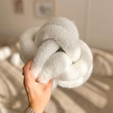 Vzglavnik SOFT LOOP | bel vozel