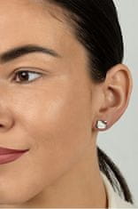 Brilio Silver Asimetrični srebrni uhani Hello Kitty EA1211W