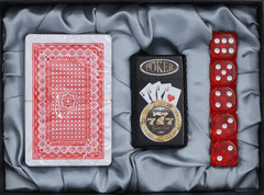 shumee Eleganten darilni komplet: bencinski vžigalnik in dodatki za igre