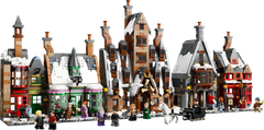 LEGO Harry Potter 76457 Hogsmeade™ Village – Collectors' Edition (Vas Merjascoweena – zbirateljska izdaja)
