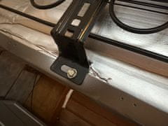 Beko RCSA300K40SN kombinirani hladilnik - estetske napake