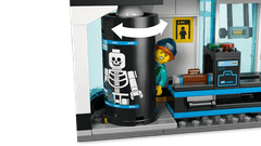 LEGO City 60502 Airport with Airplane