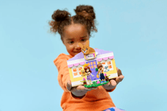 LEGO Friends 42679 hotel za zajčke v Heartlake Cityju