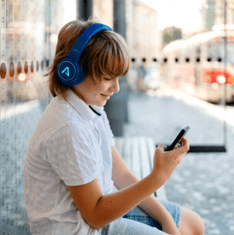 LAMAX GlowKid1 otroške brezžične slušalke, LED osvetlitev, 85 dB, roza (8595724902935)